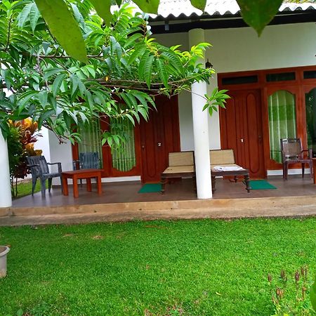 Hideaway Homestay Хабарана Екстер'єр фото