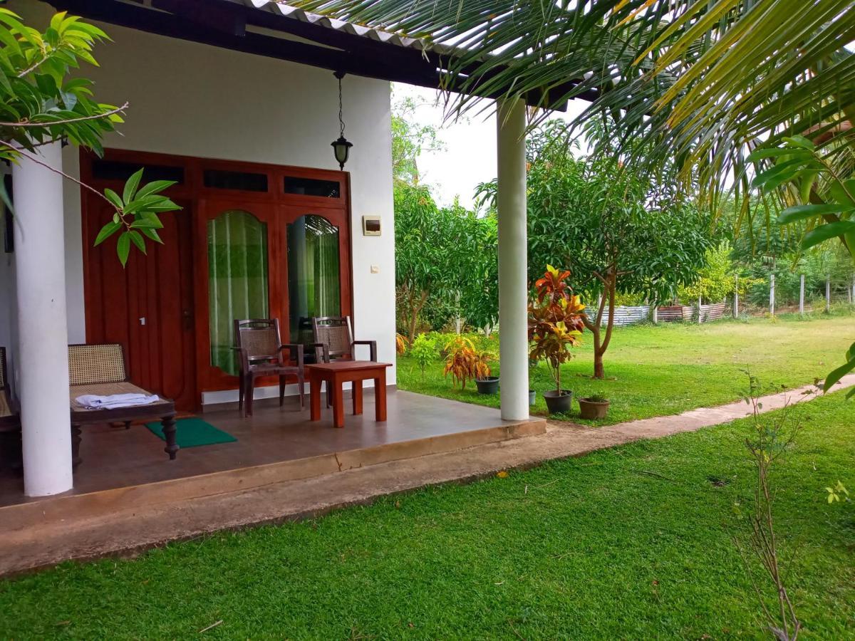 Hideaway Homestay Хабарана Екстер'єр фото